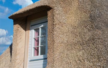 Bunkers Hill thatch roof disadvantages